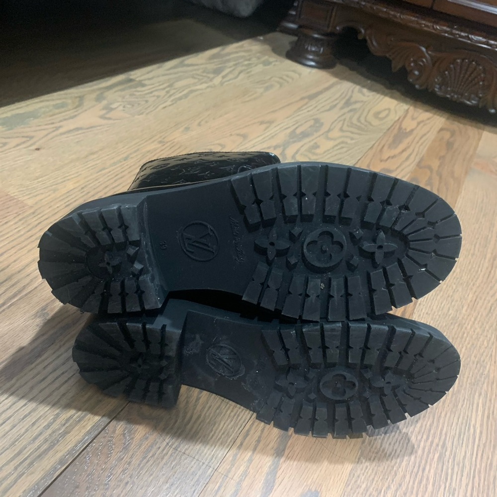 Louis Vuitton Rain boots - Picture 3 of 4